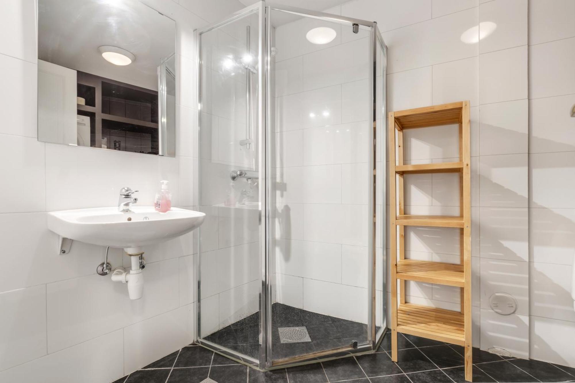 Easy Living Apartment